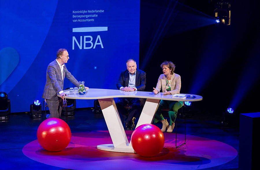 Accountantsdag 2024: Rens de Jong, Han Mesters en Ingrid Thijssen in gesprek