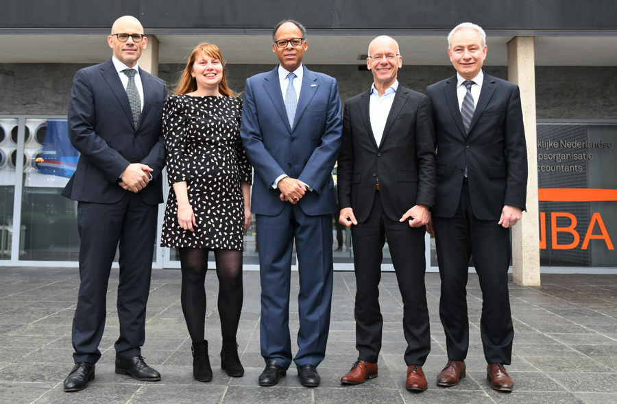 Robert Mul, Erica Steenwijk, Alan Johnson, Berry Wammes en Paul Hurks.