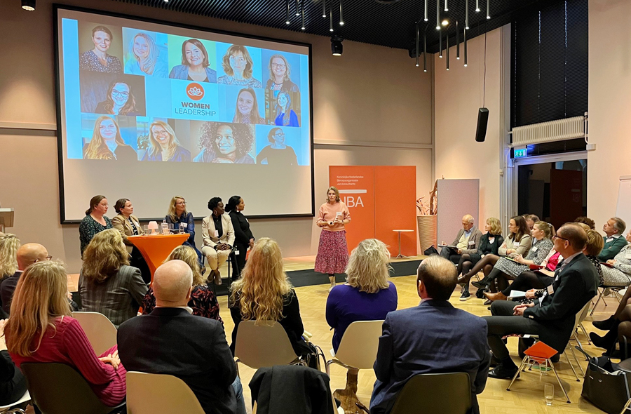 WomenLeadershipNieuwjaarsbijeenkomst1_9januari2023_900x590.jpg